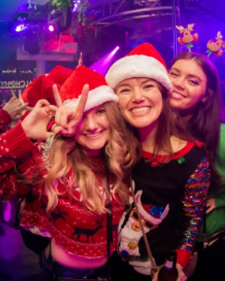
						Detroit Ugly Sweater Bar Crawl