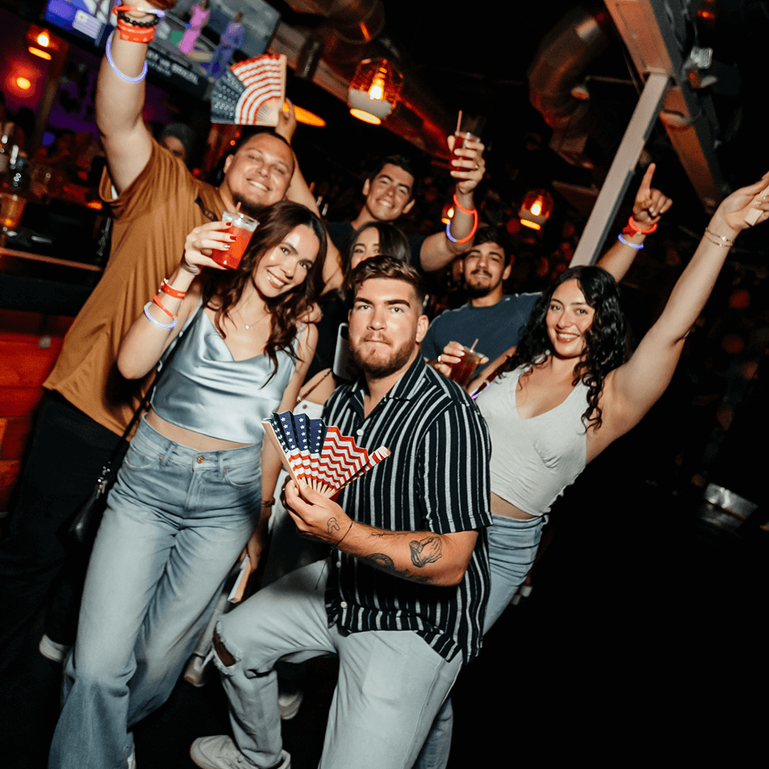 <p>The Best Bar Crawls in the Best Cities</p>
